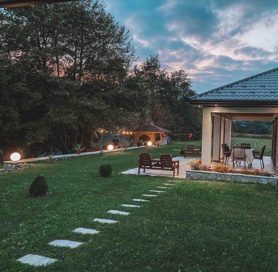 Holiday home Green coast Bosanska Krupa Buitenkant foto